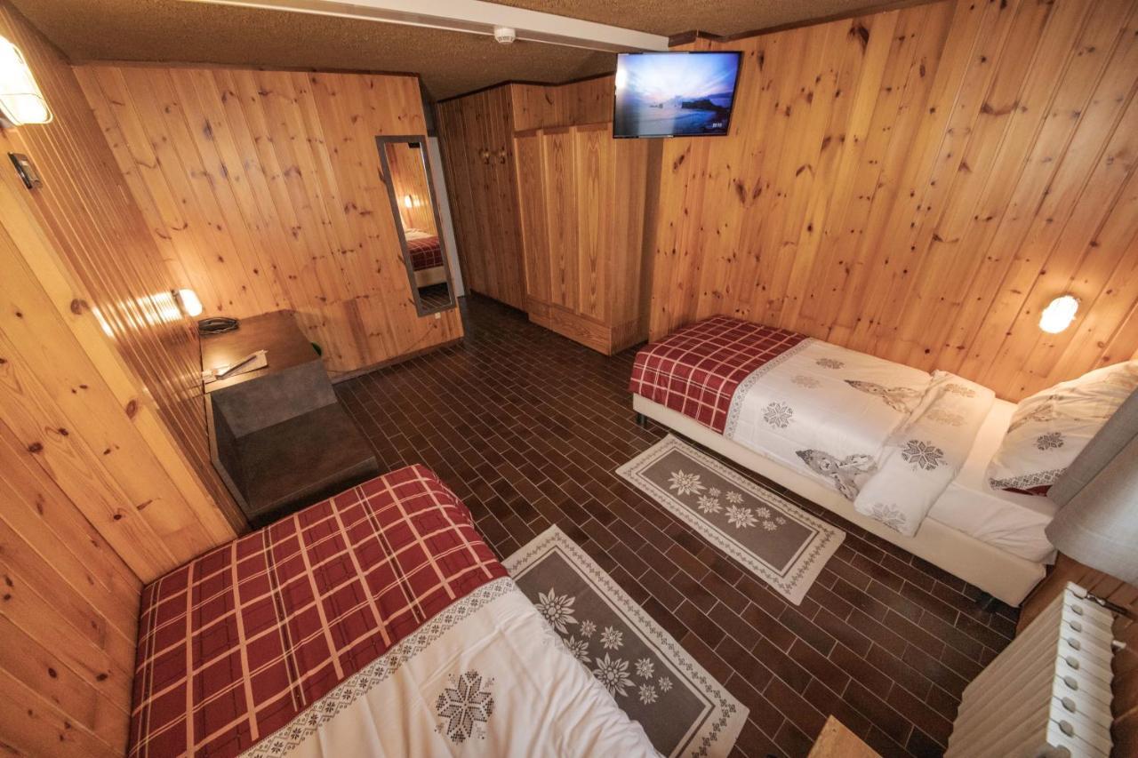 Albergo Quarto Pirovano Passo Stelvio Kültér fotó