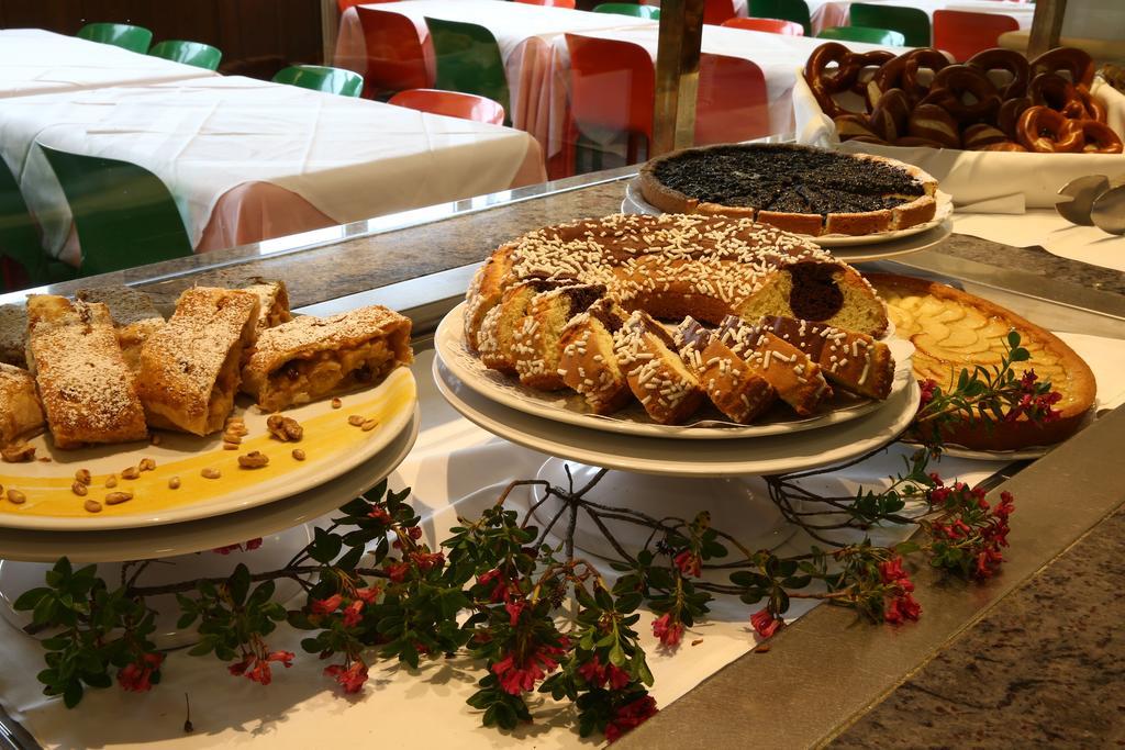 Albergo Quarto Pirovano Passo Stelvio Kültér fotó