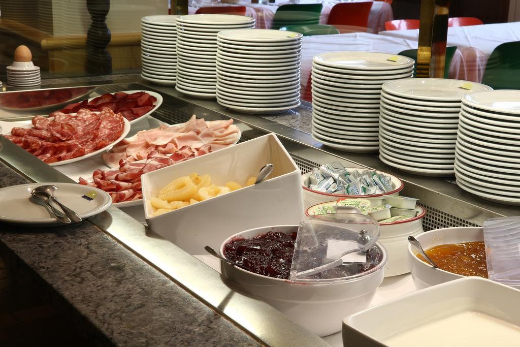 Albergo Quarto Pirovano Passo Stelvio Kültér fotó